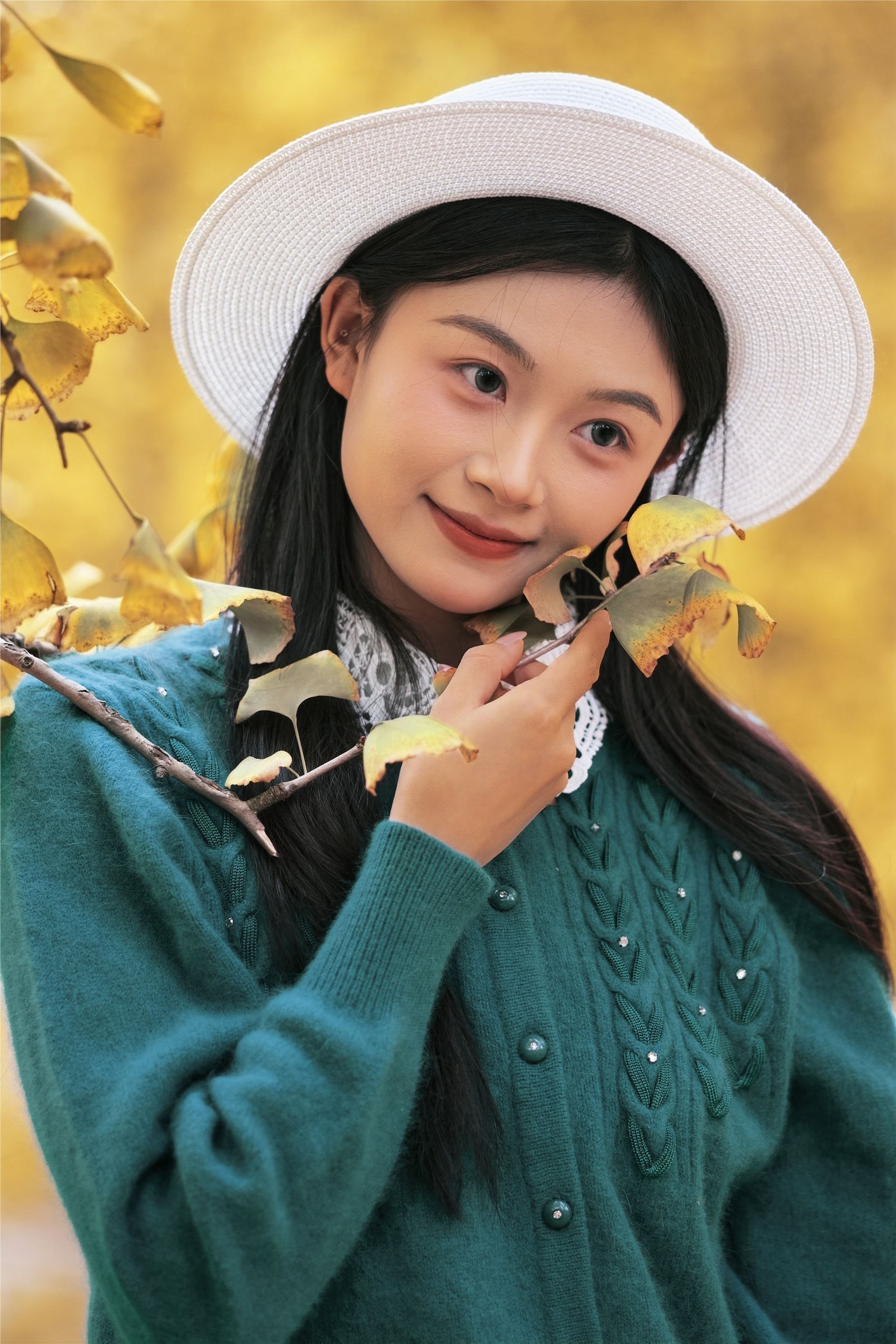 YITUYU艺图语 2025.01.25 复古银杏 小番茄